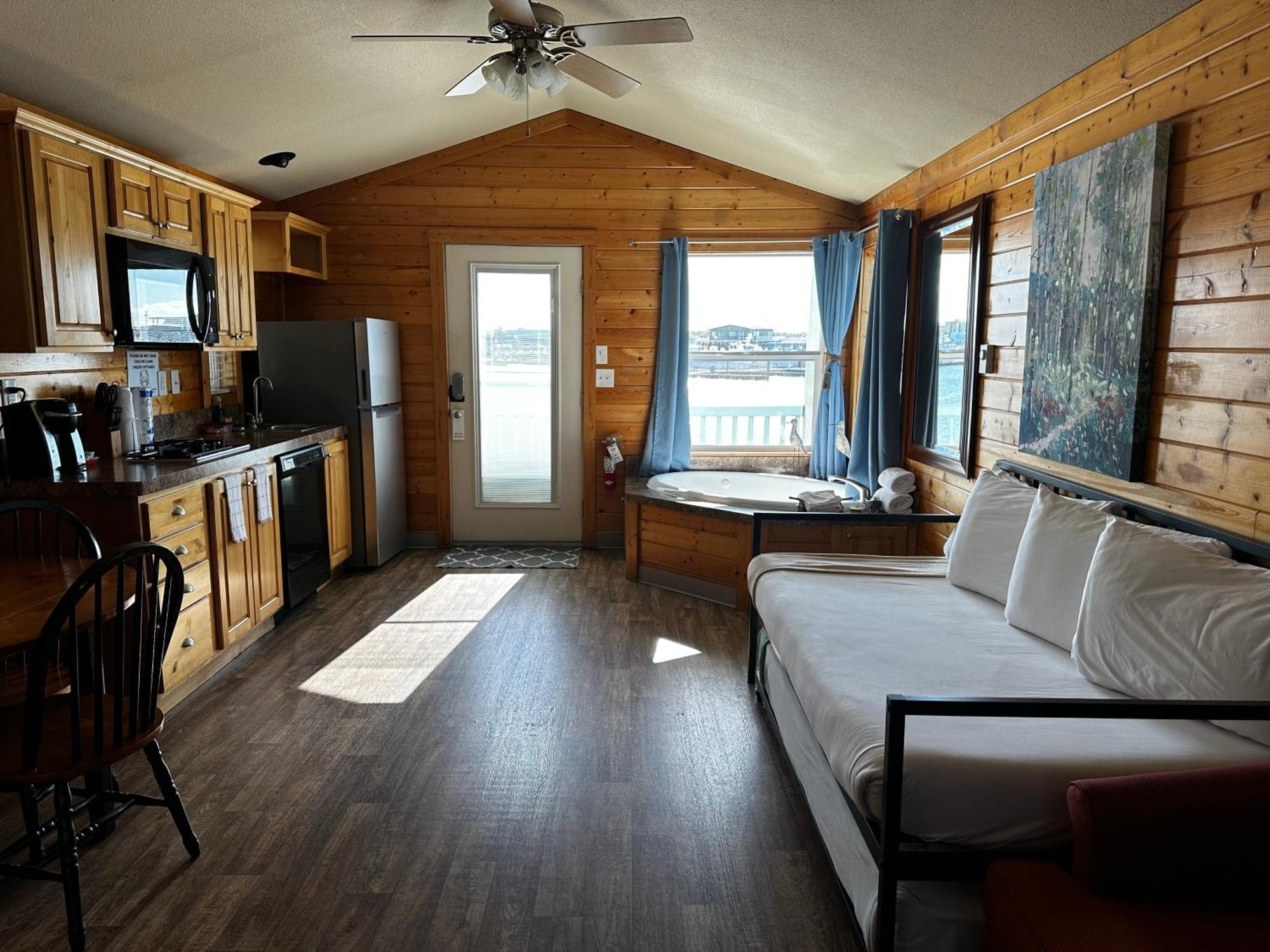 Westport Marina Cottages Quarto foto